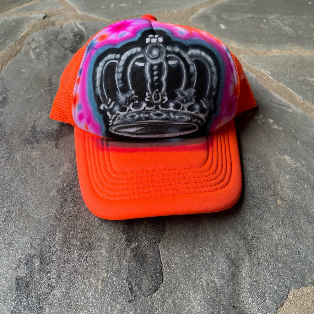 New🌟Urban Outfitters-Airbrush Trucker Hat